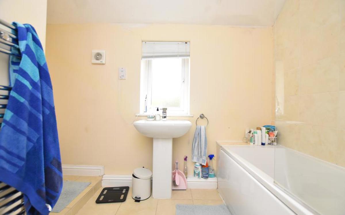 3 bedroom semi-detached to let, Ashton, Bristol | Ocean Estate Agents